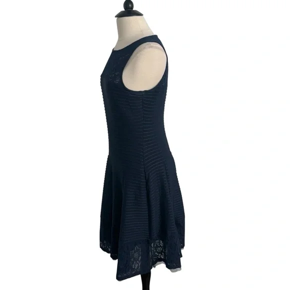Gabby Skye Sleeveless Fit and Flare A-Line Cocktail Dress, Navy Blue, Size 12 - Picture 5 of 9